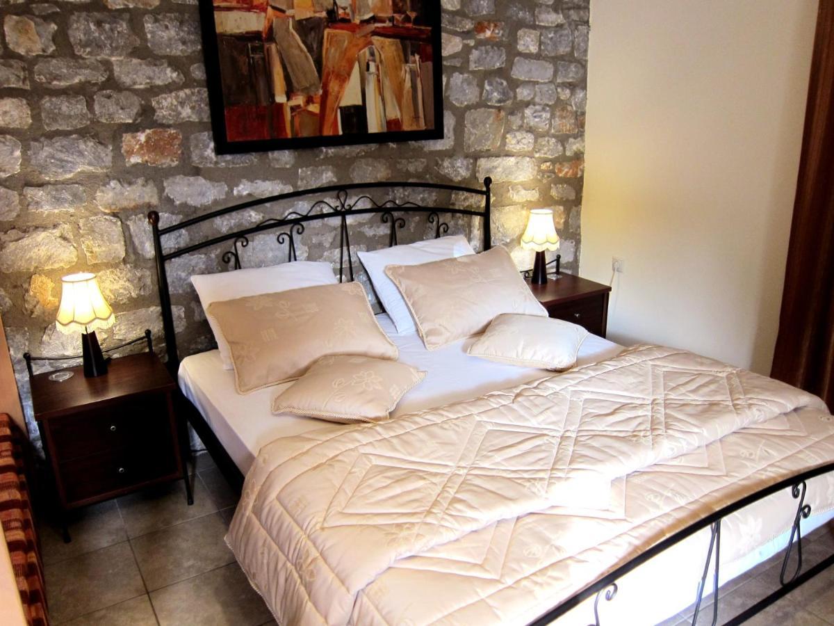 Estia Holiday Gythio Extérieur photo