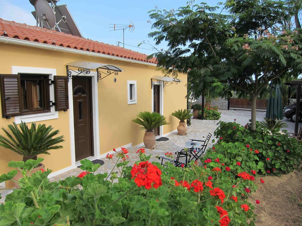 Estia Holiday Gythio Extérieur photo