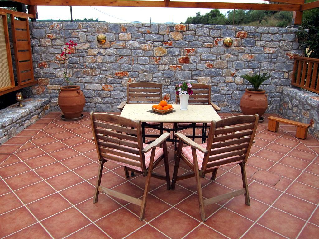 Estia Holiday Gythio Extérieur photo