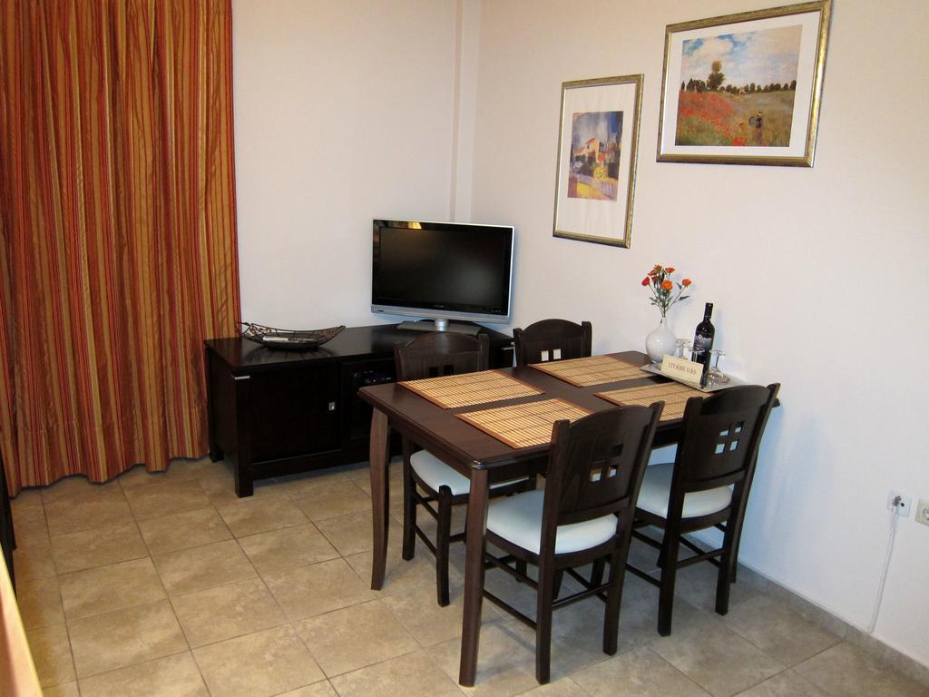 Estia Holiday Gythio Extérieur photo